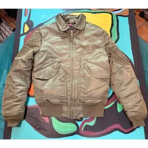 Alpha Industries Quilted Green Bomber Jacket – Men’s Medium Slim Fit